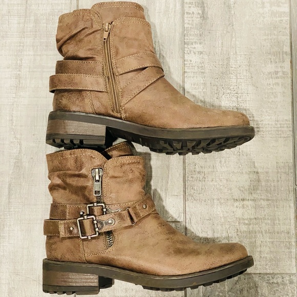 Size 9 Motorcycle Ankle Boots - Picture 4 of 10